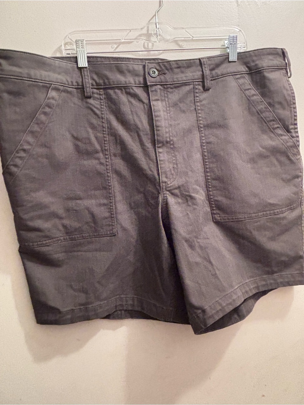 Duluth Trading Co Men's Flat Front Shorts - Charcoal Gray